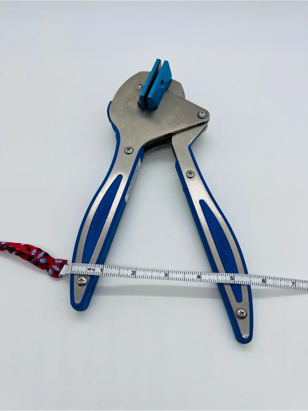 QuicKutz Personal Die-cutting Hand Tool For Scrapbooking and Crafts